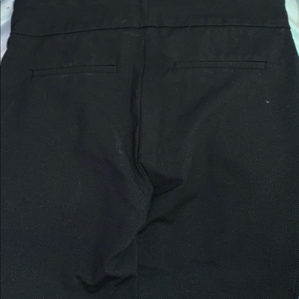 HILARY RADLEY - Picture 3 of 6